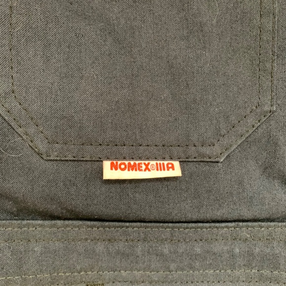 AGO insulated Nomex FR bib overalls - Picture 3 of 4